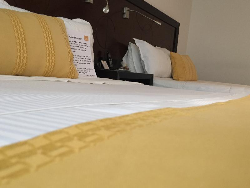 Hotel Emaus בוגוטה מראה חיצוני תמונה